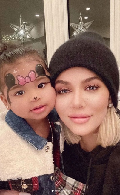 Kardashian Family Social Media Posts, Instagram